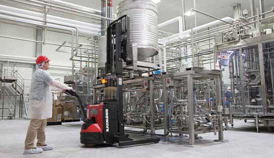 Pengate's warehouse solutions include end-to-end services for a broad range of industries and applications.