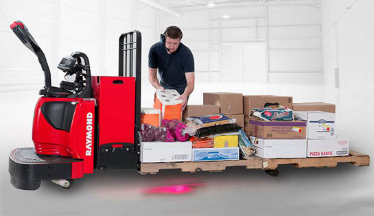 The Raymond Pick2Pallet system's lights are easy to see when using plastic of wooden pallets.